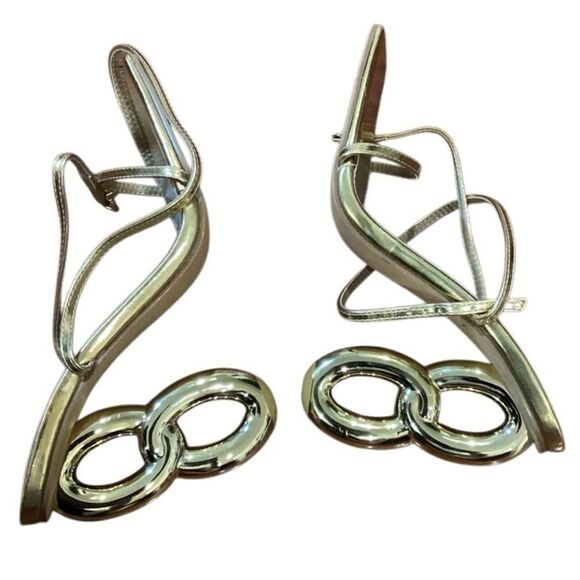 Fashion Nova Meet Me In Manhattan Heels - Gold size 7 - Picture 5 of 12